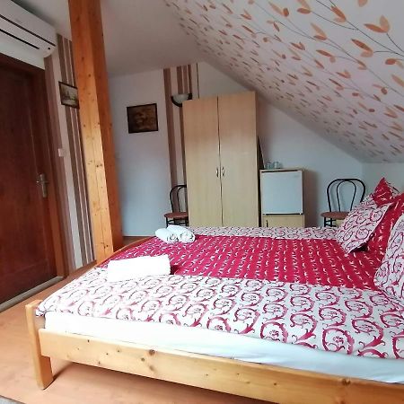 Joos Apartman Sárvár Extérieur photo