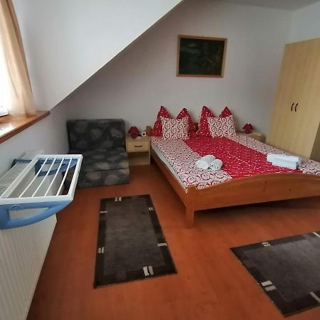 Joos Apartman Sárvár Extérieur photo