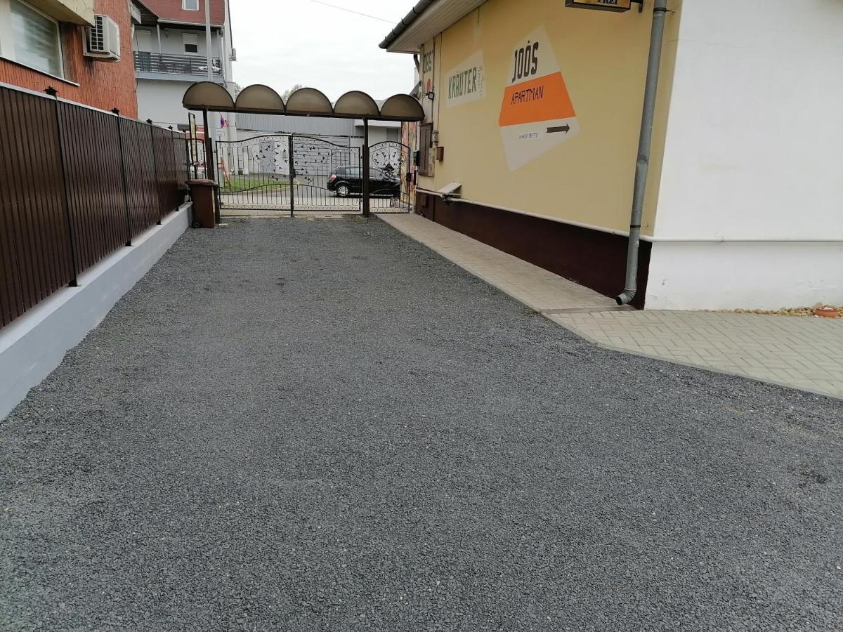 Joos Apartman Sárvár Extérieur photo