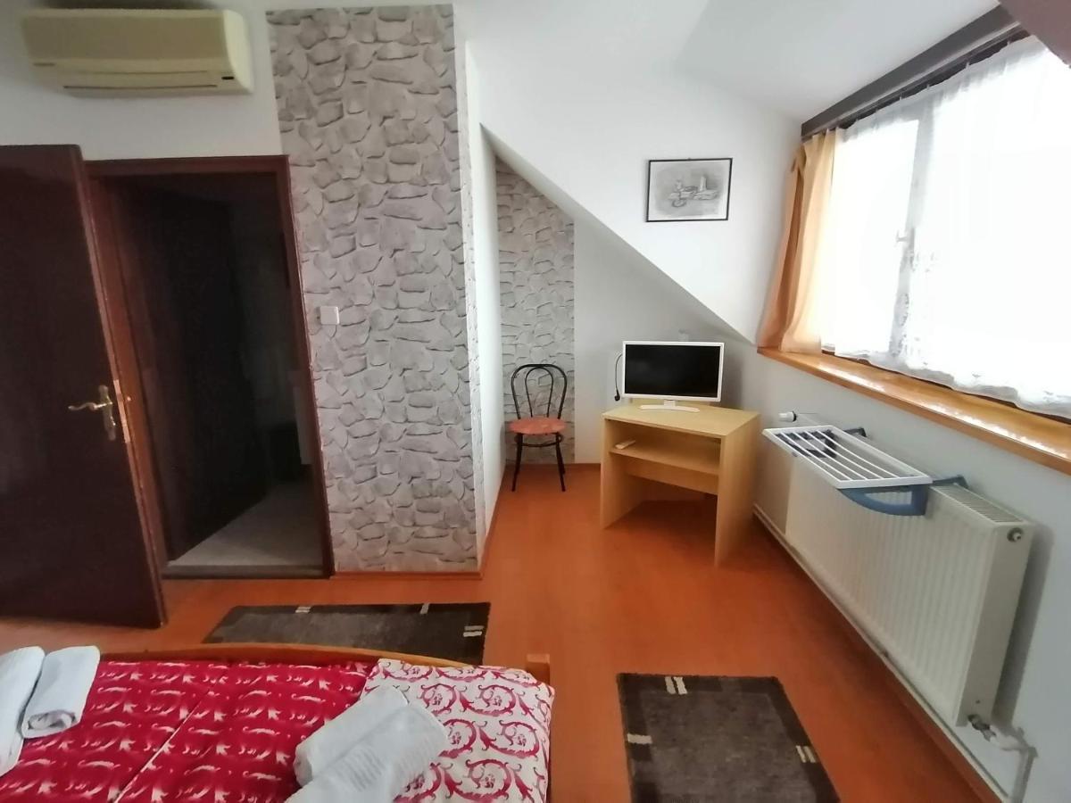 Joos Apartman Sárvár Extérieur photo