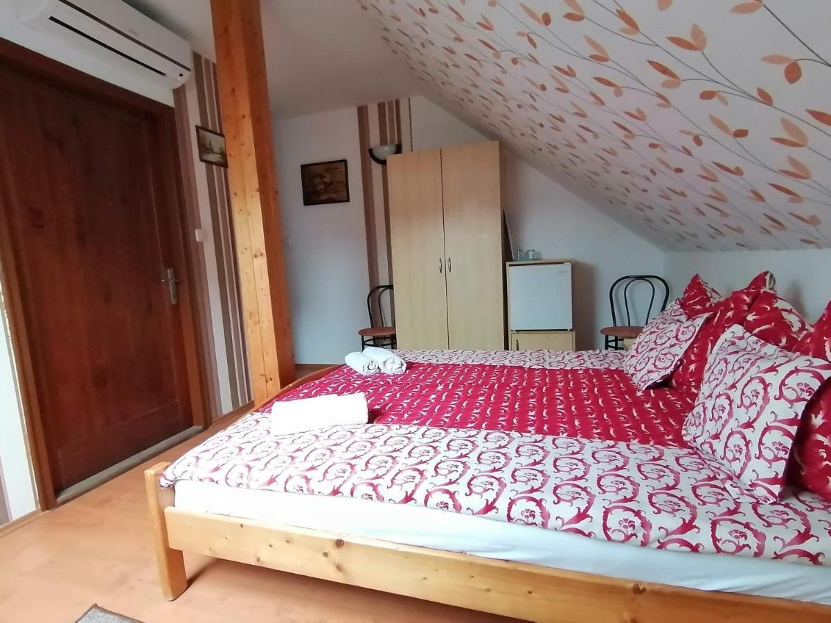 Joos Apartman Sárvár Extérieur photo